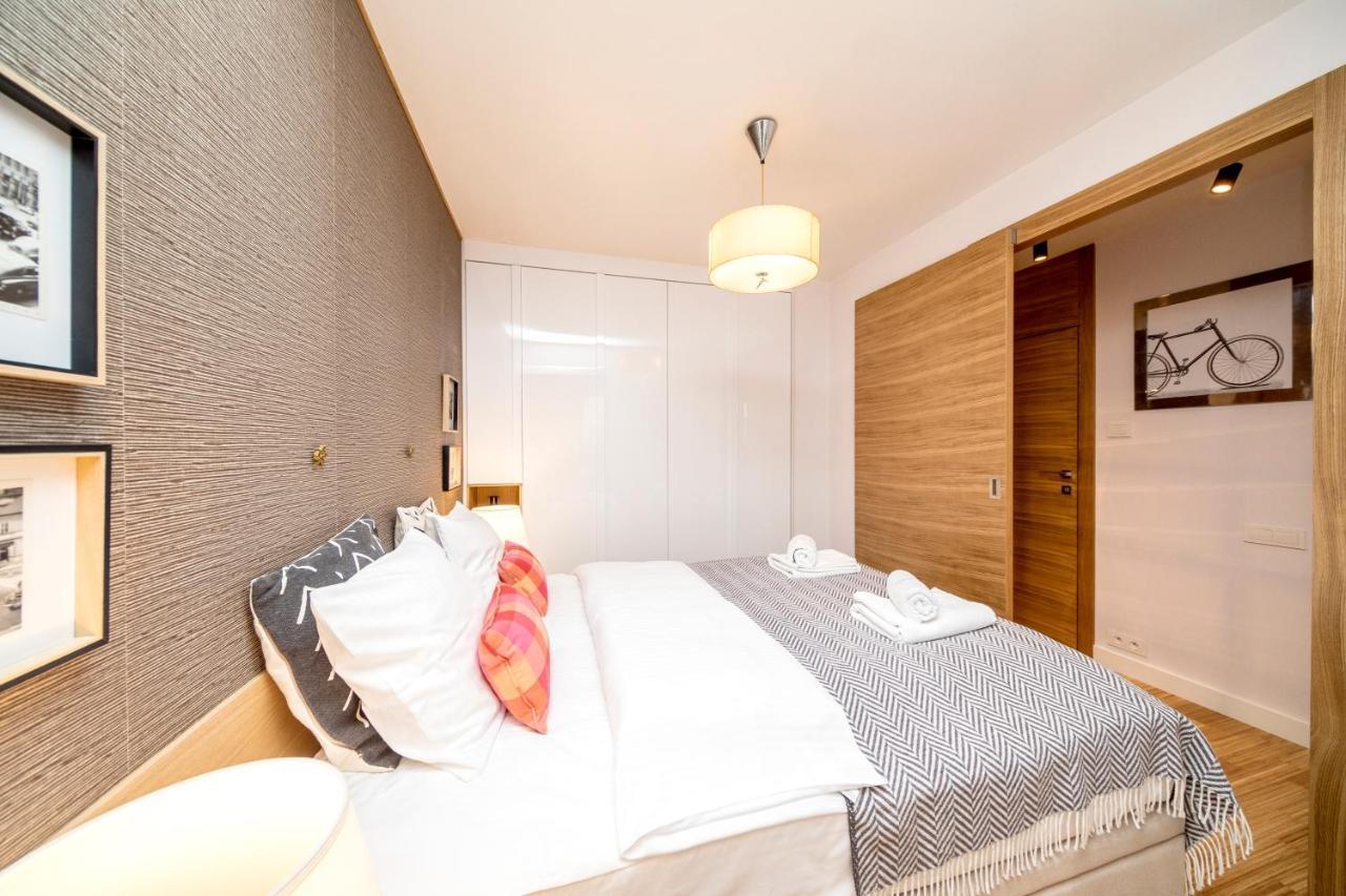 ורשה Golden Apartment With Air Condition By Your Freedom מראה חיצוני תמונה
