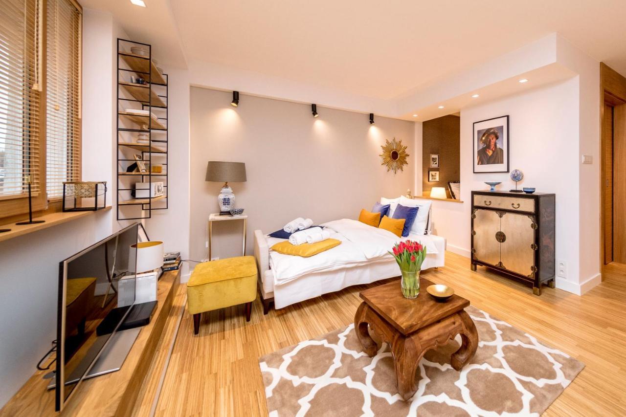 ורשה Golden Apartment With Air Condition By Your Freedom מראה חיצוני תמונה